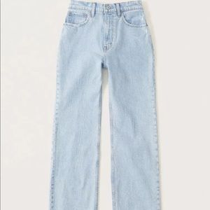 Abercrombie & Fitch 90s Ultra High Rise Straight Jean